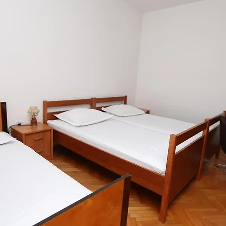 Dinka Guesthouse Makarska Exterior photo