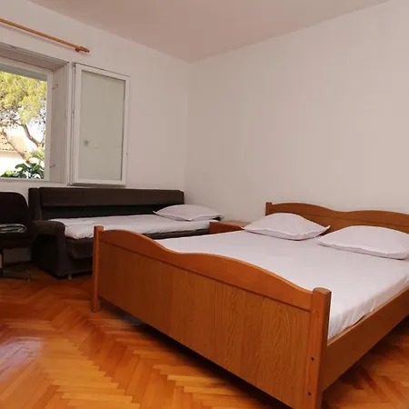 Dinka Guesthouse Makarska Exterior photo