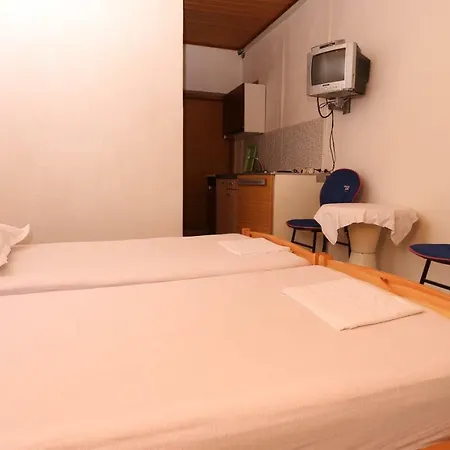 Dinka Guesthouse Makarska Exterior photo