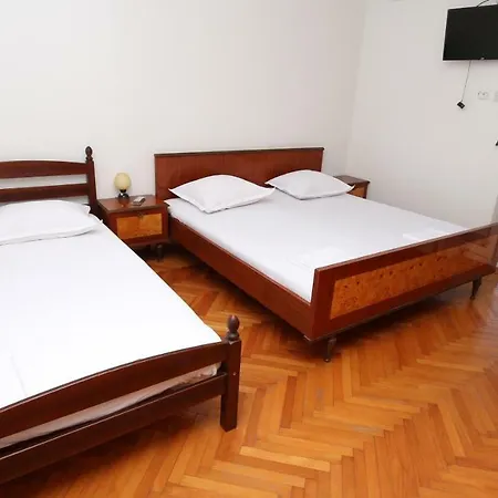 Dinka Guesthouse Makarska Exterior photo