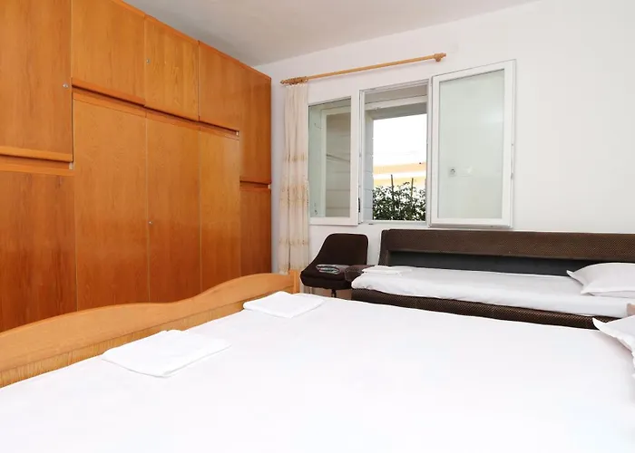 Dinka Guesthouse
