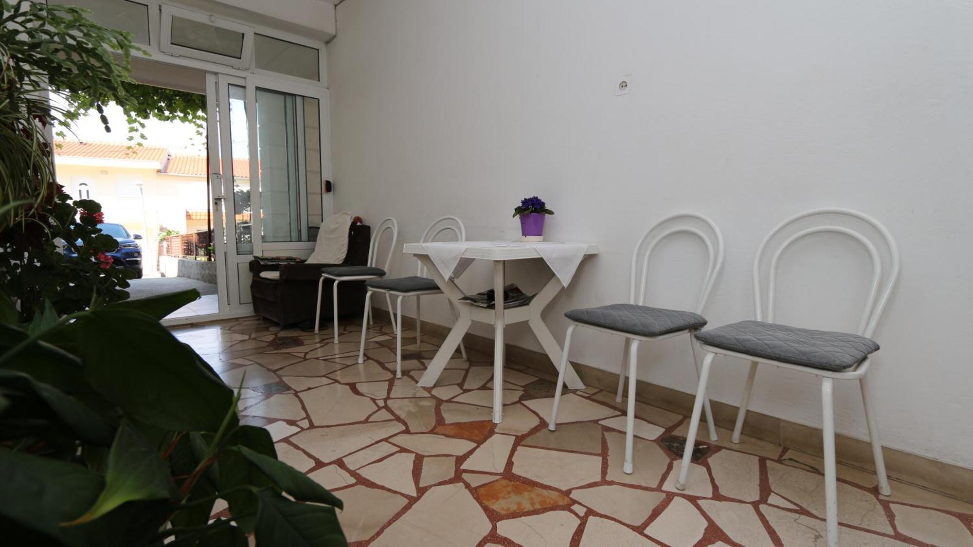 Apartament Dinka